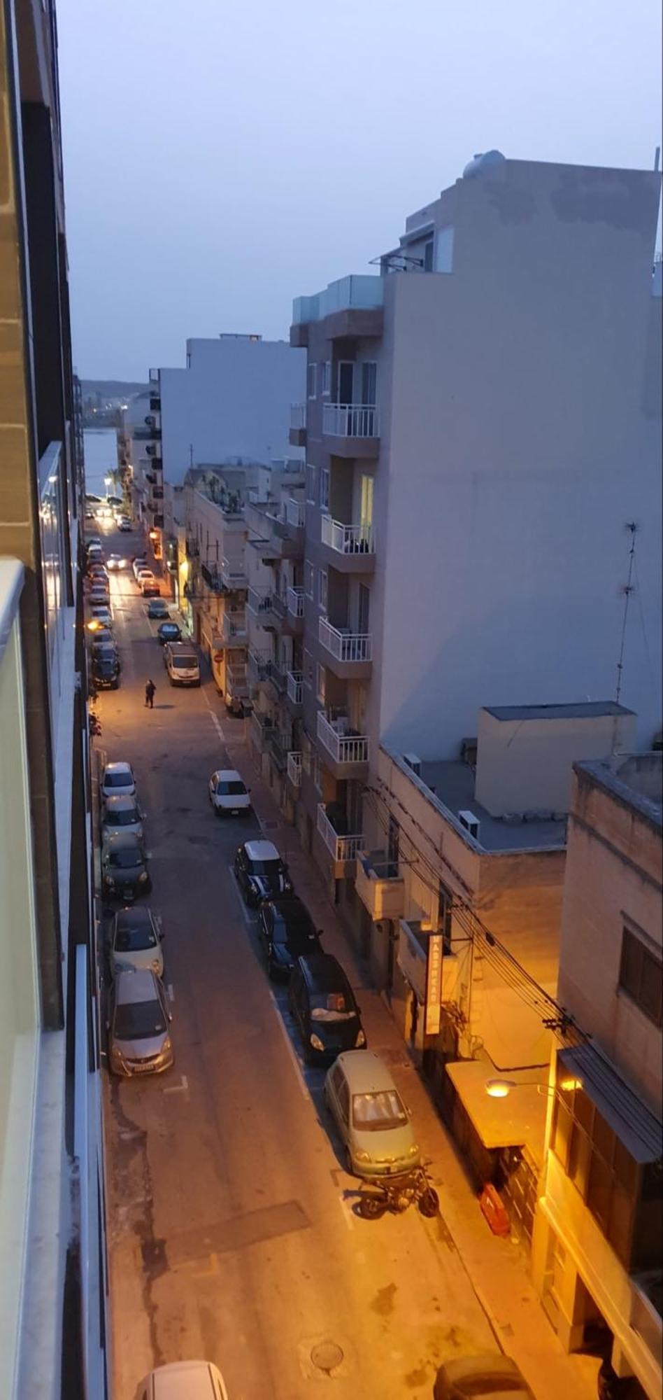 Centre Point Comfort Apartment San Pawl il-Baħar Extérieur photo